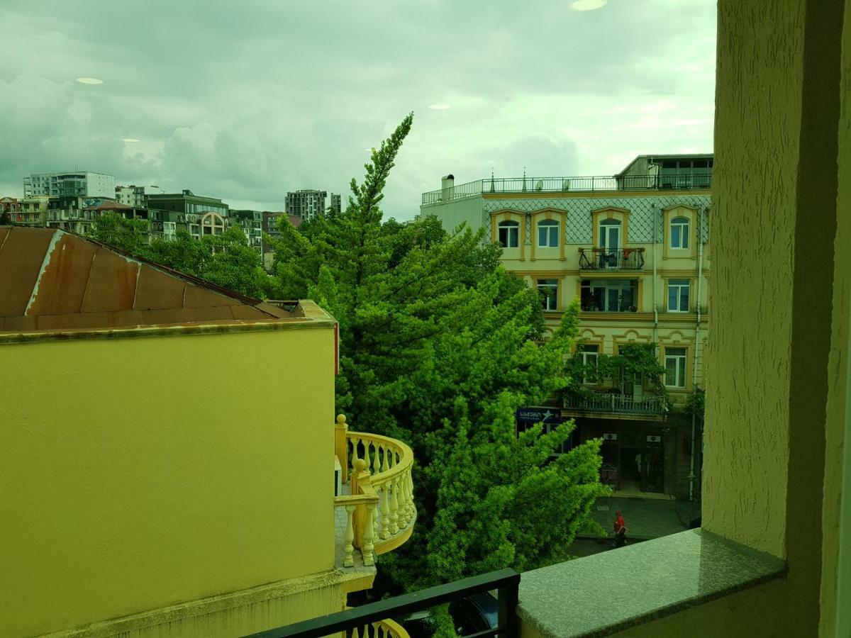 Mikepalace Batumi Exterior photo
